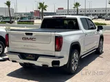 GMC Sierra Denali 2024